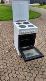Beko fornuis, Witgoed en Apparatuur, Fornuizen, Ophalen, 4 kookzones, Zo goed als nieuw, 85 tot 90 cm