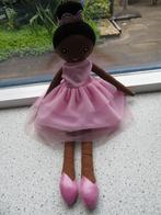 Pop met bruin velletje in roze jurk ballerina ballet Zeeman, Ophalen of Verzenden, Zo goed als nieuw, Overige typen