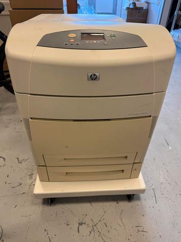 HP Color LaserJet 5550DTN Printer beschikbaar voor biedingen