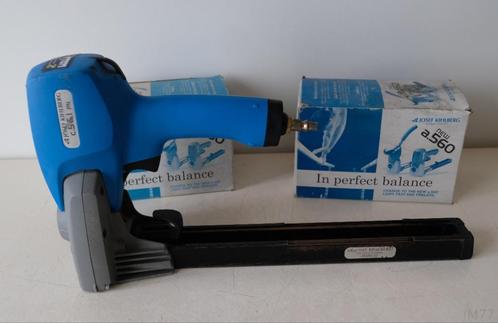 Josef Kihlberg Pneumatische Tacker Karton & 2 Dozen JK560-22, Doe-het-zelf en Verbouw, Gereedschap | Handgereedschap, Zo goed als nieuw