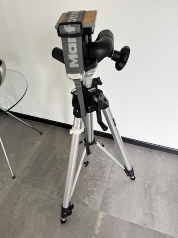 Heel stevig professioneel Manfrotto statief met Driewegkop beschikbaar voor biedingen