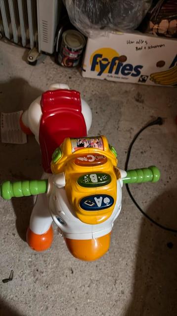 Leuk speelgoed paardje voor kinderen beschikbaar voor biedingen