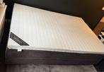 Caresse 4550 bed + topper 140x200, Huis en Inrichting, Slaapkamer | Boxsprings, Ophalen, Tweepersoons, 140 cm, Zo goed als nieuw
