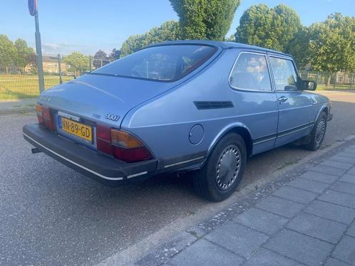 PRIJSAANP Saab 900 2.0 I HB AUT 1985 Blauw OLDTIMER MET APK!, Auto's, Saab, Particulier, Saab 900, Metallic lak, Radio, Benzine