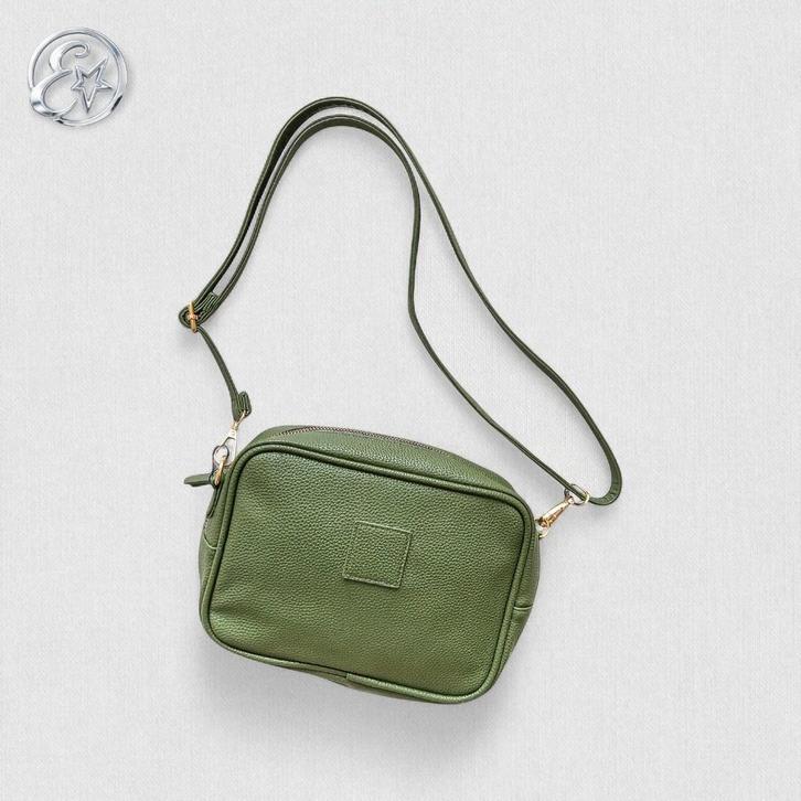 Groene schoudertas van imitatieleer, Sieraden, Tassen en Uiterlijk, Tassen | Schoudertassen, Nieuw, Overige merken, Groen, Ophalen of Verzenden