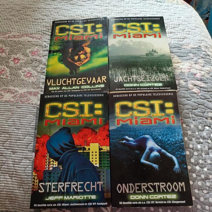 CSI  Boeken Collectie, Boeken, Detectives, Gelezen, Tv-bewerking, Ophalen