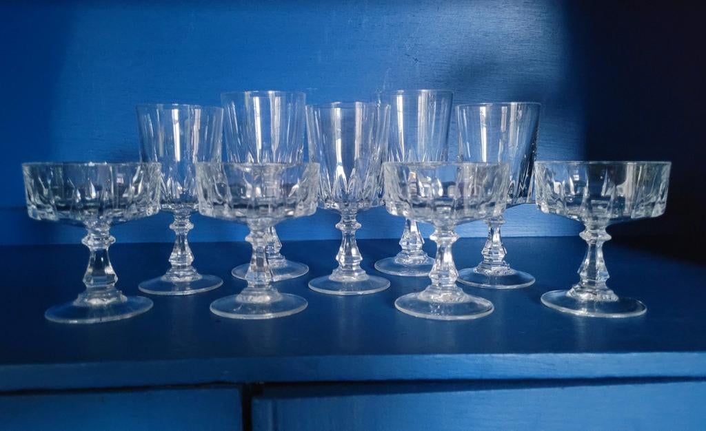 9x Crystal D'arques likeurglazen Louvre model, Ophalen of Verzenden, Zo goed als nieuw, Overige typen