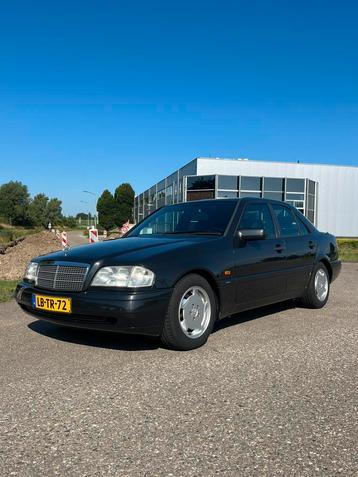 Mercedes-Benz C-Klasse 1.8 C180 E2 1995 Zwart beschikbaar voor biedingen