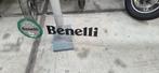 Benelli bord 1.50 mtr en Voxan bord, Ophalen