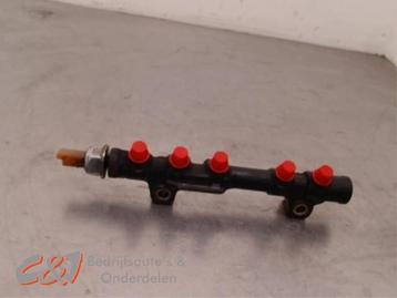 Galerij (Injectie) van een Peugeot Partner beschikbaar voor biedingen