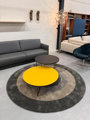 2 Nieuw Beek Cubix Salontafels geel zwart Design Tafel Rond beschikbaar voor biedingen