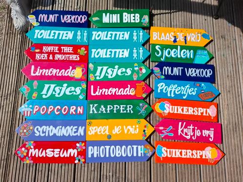 Strandborden-wegwijsborden festival bedrijf camping events, Huis en Inrichting, Woonaccessoires | Overige, Nieuw, Ophalen of Verzenden