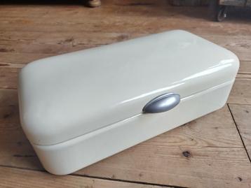 Vintage brooddoos – crème kleurig (retro stijl) beschikbaar voor biedingen