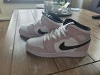 Nike Jordan Nieuw! Maat 40, Nieuw, Nike, Ophalen of Verzenden, Roze