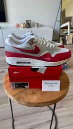 Nike Air Max 1 Low Poly Red (2025) EU 46 top staat, Kleding | Heren, Schoenen, Ophalen of Verzenden