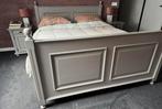 Bed, massief hout 160 x 200 cm + twee nachtkastjes, Huis en Inrichting, Ophalen, Tweepersoons, Zo goed als nieuw, 160 cm