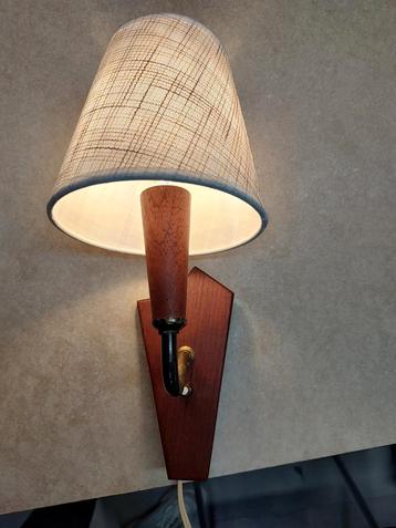 Vintage wandlampje  beschikbaar voor biedingen
