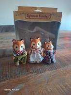 Sylvanian red panda family, Verzamelen, Efteling, Ophalen, Zo goed als nieuw, Button of Speldje