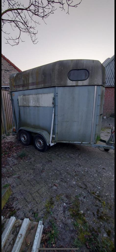 2 paardsTrailer (let op alleen voor opslag), Dieren en Toebehoren, Stalling en Weidegang