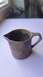 bodemvondst: melkkannetje - maatbeker, Ophalen of Verzenden