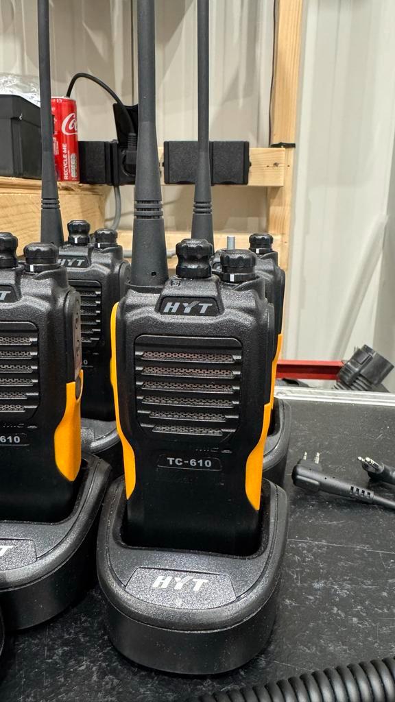 6x Hytera TC610 Portofoon met Motorola Spreekleutel, Telecommunicatie, Portofoons en Walkie-talkies, Gebruikt, Portofoon of Walkie-talkie
