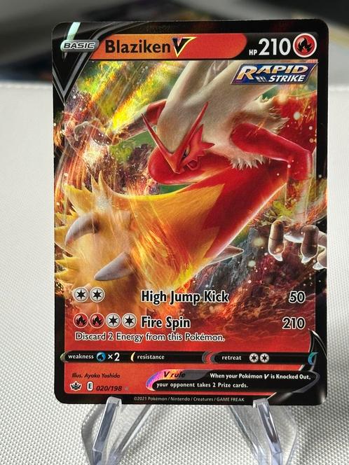 Blaziken V Pokemonkaart, Hobby en Vrije tijd, Verzamelkaartspellen | Pokémon, Zo goed als nieuw, Losse kaart, Verzenden