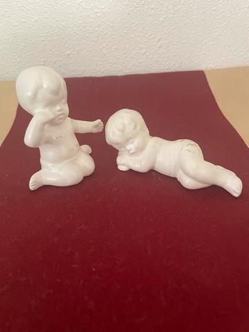 Porseleinen Baby Beeldjes - Set van 2 beschikbaar voor biedingen
