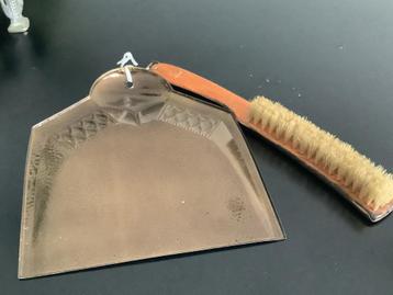 Antiek Stofblik en Borstel Setje Gereedschap Decoratief Stuk beschikbaar voor biedingen