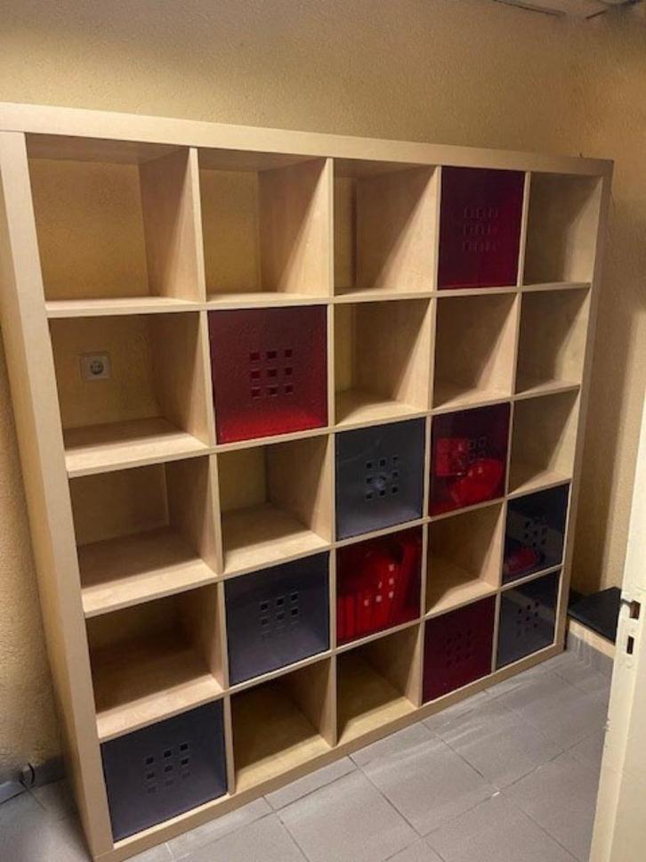 IKEA Kallax kast, Huis en Inrichting, Kasten | Boekenkasten, Gebruikt, 150 tot 200 cm, 150 tot 200 cm, 25 tot 50 cm, Met lade(s)