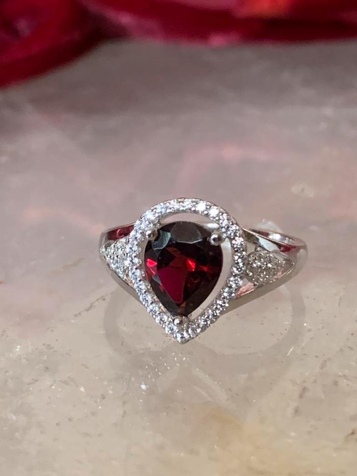 Granaat topaas beschermt geluk liefde daadkracht hoop moed, Sieraden, Tassen en Uiterlijk, Ringen, Nieuw, Dame of Heer, 17 tot 18