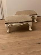 Antieke voetenbankjes room/beige kleur, Ophalen, Zo goed als nieuw, Rechthoekig