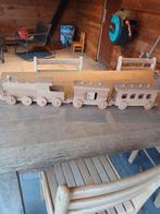 Houten trein groot en houten trein klein, Ophalen, Gebruikt