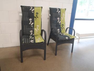 Tuinstoelen beschikbaar voor biedingen