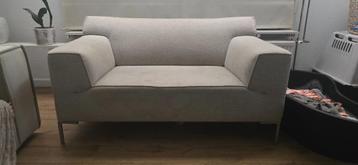 Design on Stock - Bloq Loveseat beschikbaar voor biedingen