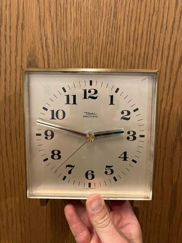 Diehl Electronic Tafelklok - Vintage Design beschikbaar voor biedingen