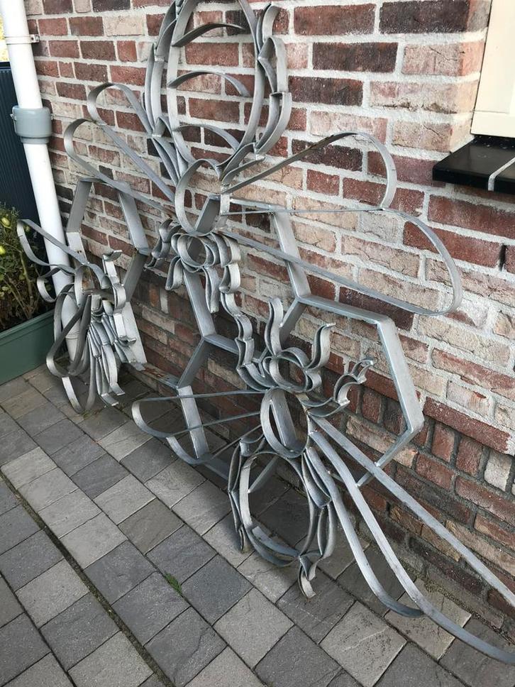 Tuindecoratie drie wespen op een honingraat, metaal, Tuin en Terras, Tuinwanddecoratie, Gebruikt, Ophalen