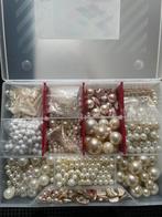 Grote doos Parelmoer kralen assortiment, Ophalen of Verzenden, Zo goed als nieuw, Kraal