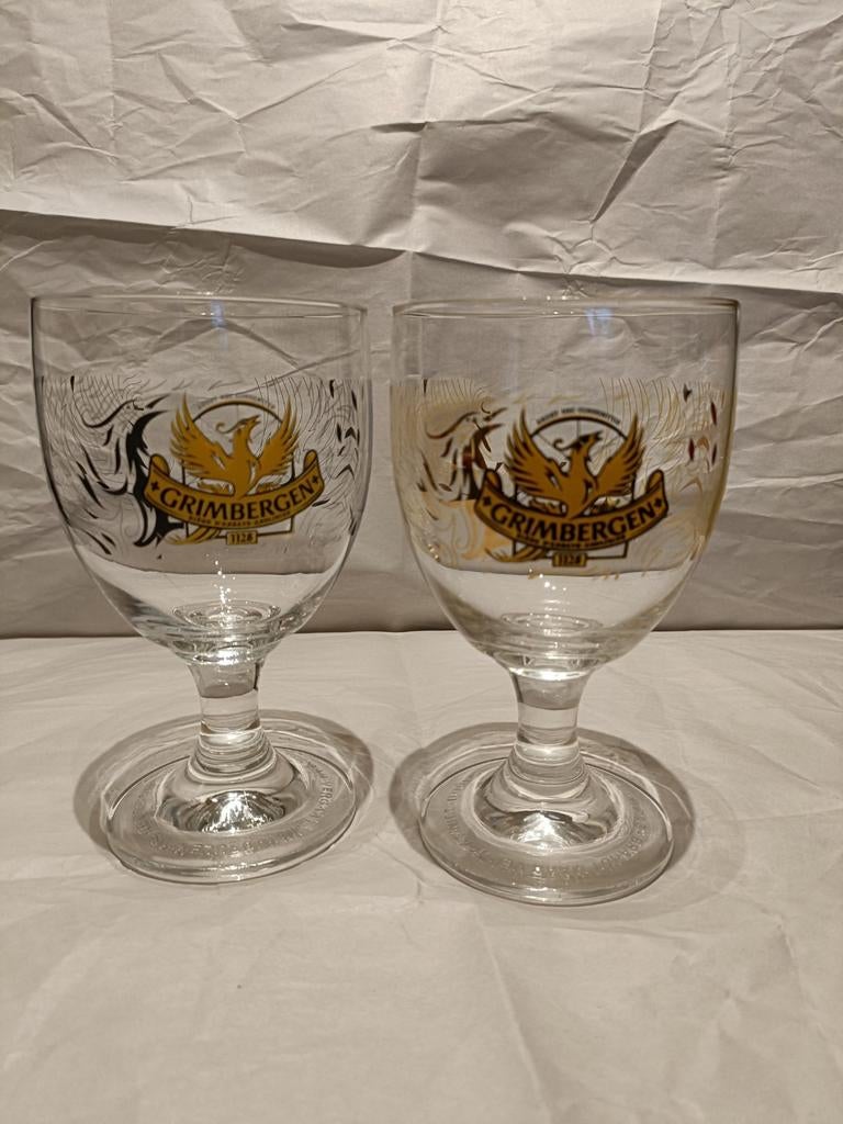 2 speciale Grimbergen glazen, Verzamelen, Biermerken, Ophalen of Verzenden, Zo goed als nieuw, Glas of Glazen, Overige merken