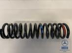 NOS spiraalveer voorzijde voor Mercedes-Benz R107 W114 W115, -, Nieuw, Ophalen of Verzenden, -