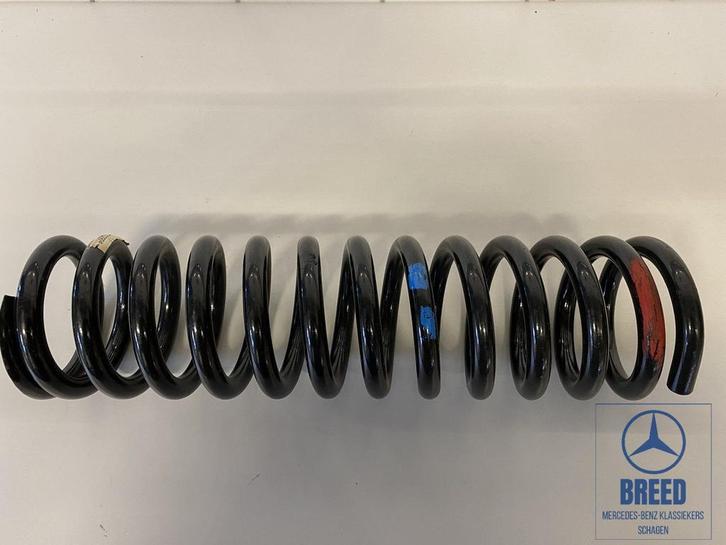 NOS spiraalveer voorzijde voor Mercedes-Benz R107 W114 W115, Auto-onderdelen, Ophanging en Onderstel, Mercedes-Benz, Nieuw, Ophalen of Verzenden