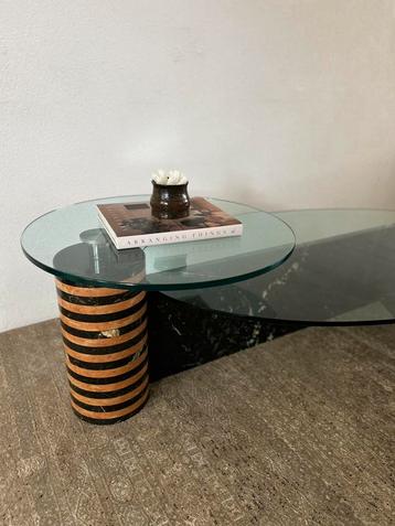 Vintage marmer en glas salontafel (Mid-century) beschikbaar voor biedingen