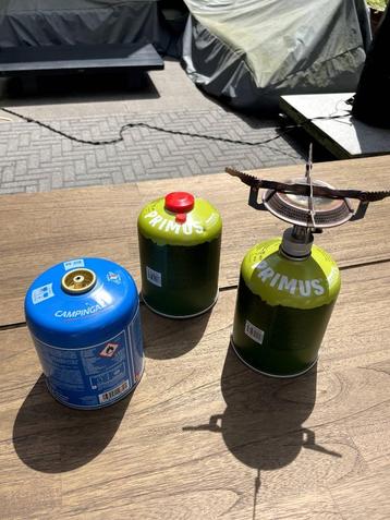 Kampeeruitrusting - gas, brander, douche zak en ketel beschikbaar voor biedingen