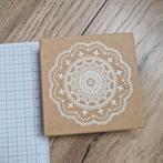 Grote (!) stempel,  doily, hout, Verzenden, Glas of Kopje