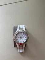 Zo goed als nieuw Guess dames WIT horloge, Sieraden, Tassen en Uiterlijk, Horloges | Dames, Ophalen of Verzenden, Zo goed als nieuw