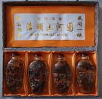 4 Glazen snuifflesjes met stopjes.binnenkant beschilderd, Antiek en Kunst, Ophalen of Verzenden