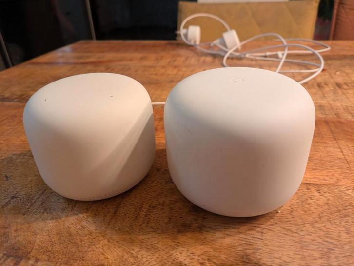 Google Nest Router + Mesh Wifi Punt, Computers en Software, Accesspoints, Gebruikt, Ophalen of Verzenden