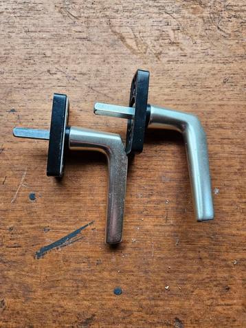 Antieke Raamkrukken - Stift 8x30mm beschikbaar voor biedingen