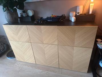 Ikea besta kast