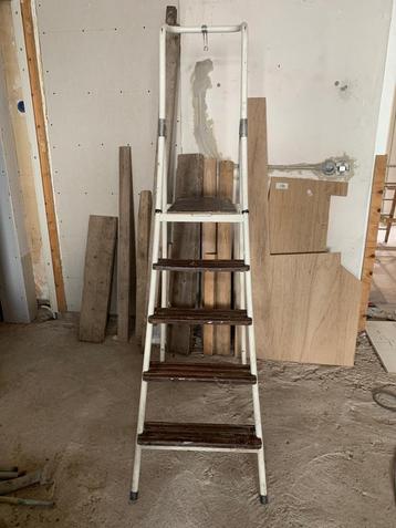 Trap, huishoudtrap. Merk Brabantia   beschikbaar voor biedingen