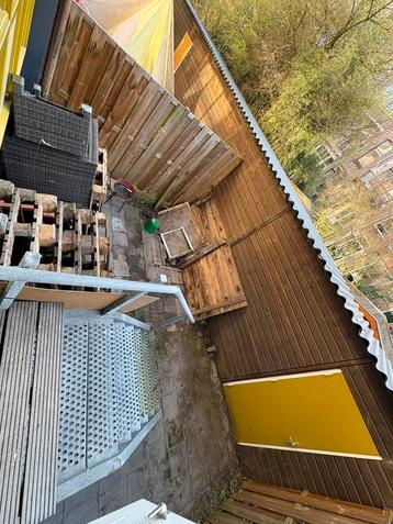 4 Pallets ter overname €30 beschikbaar voor biedingen
